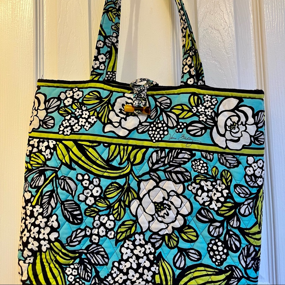 Vera Bradley tote/travel bag